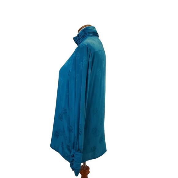 The Silk Farm Vintage Blue Embossed High Neck 1970s Elegant Blouse Size 8 - Picture 4 of 16